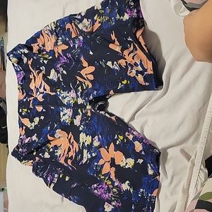 Popfit shorts with pockets